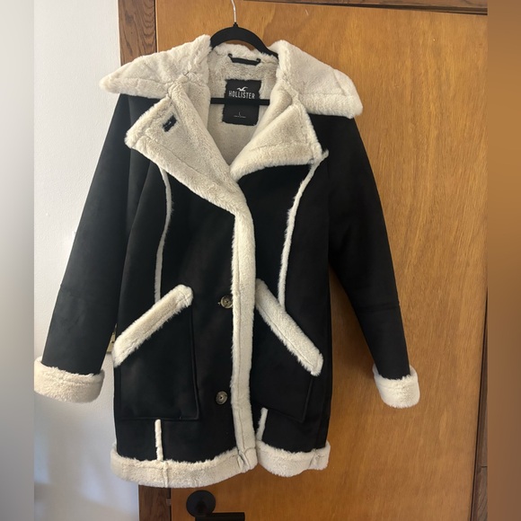 Hollister Shearling jacket size large - Picture 2 of 6